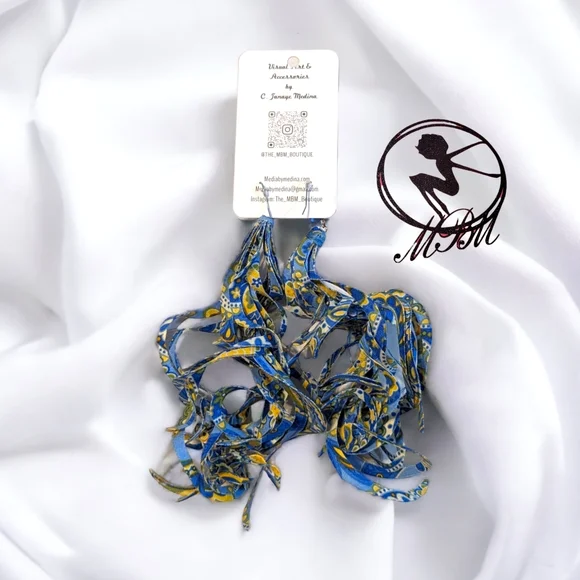 🆕 MBM Pile on the Paisley Swirl Tassel earrings - Picture 4 of 4